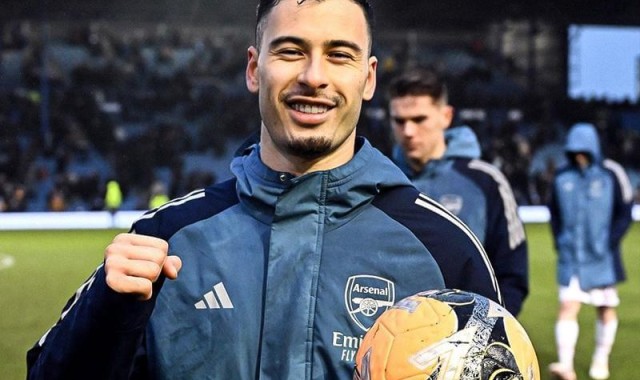 世界杯客户端升级下载-天空体育分析：切尔西6轮不胜，利物浦摆脱三连平，曼城击退曼联