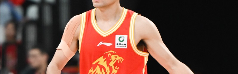 孙铭徽时隔93天复出：3中0献0+3+2+2 无得分仍是晋级功臣